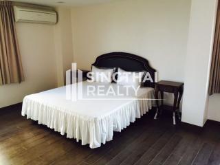 For RENT : 45/11 Condo / 3 Bedroom / 4 Bathrooms / 201 sqm / 55000 THB [2825180]