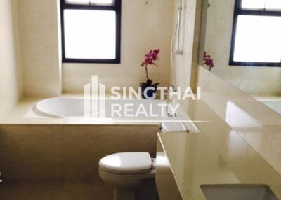 For RENT : 45/11 Condo / 3 Bedroom / 4 Bathrooms / 201 sqm / 55000 THB [2825180]