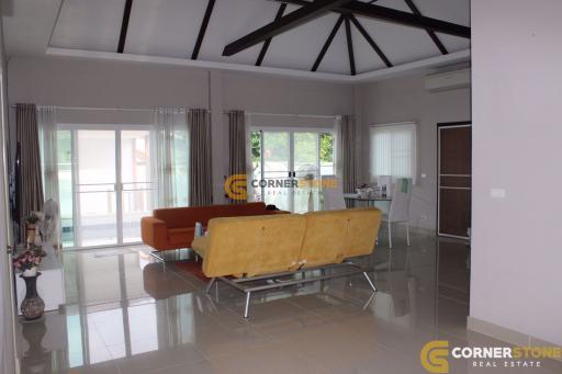 3 bedroom House in Baan Panalee Huay Yai