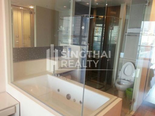 For RENT : The Address Sathorn / 2 Bedroom / 2 Bathrooms / 67 sqm / 55000 THB [3011174]