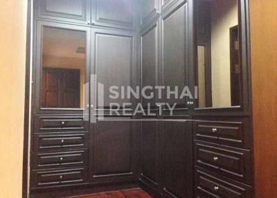 For RENT : Lake Green / 2 Bedroom / 2 Bathrooms / 139 sqm / 55000 THB [3310580]