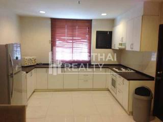 For RENT : Lake Green / 2 Bedroom / 2 Bathrooms / 139 sqm / 55000 THB [3310580]