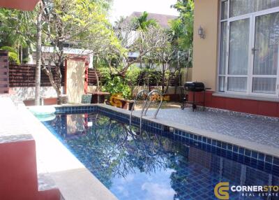 4 bedroom House in Nagawari Village Na Jomtien