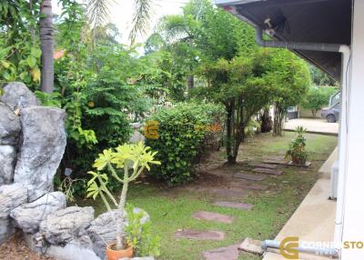 4 bedroom Private Pool Villa in Nong Palai East Pattaya