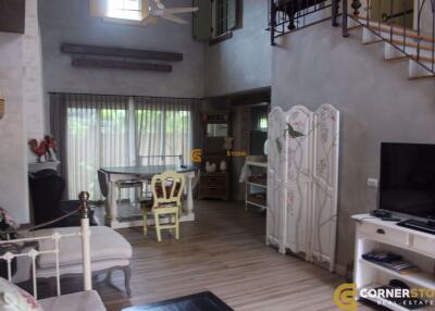 2 bedroom House in Silk Road East Pattaya