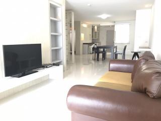 For RENT : Tristan / 2 Bedroom / 2 Bathrooms / 125 sqm / 50000 THB [3951149]