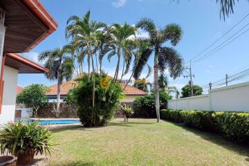 Takien Tia 3 Bed Pool Villa