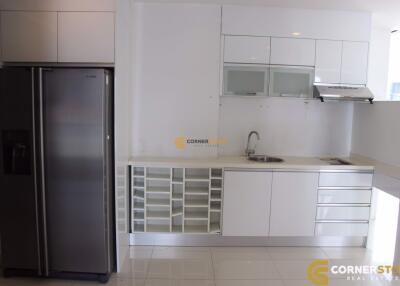 3 bedroom Condo in Apus Pattaya