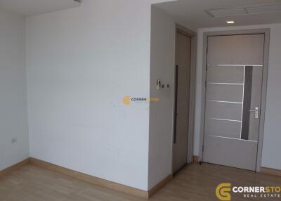 3 bedroom Condo in Apus Pattaya