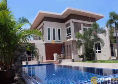 Bang Saray Modern Pool Villa