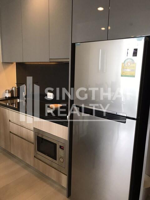 For RENT : Noble Ploenchit / 2 Bedroom / 2 Bathrooms / 62 sqm / 55000 THB [4527026]