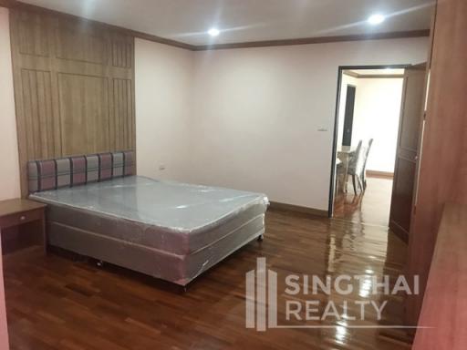 For RENT : Regent On the Park 3 / 3 Bedroom / 4 Bathrooms / 266 sqm / 55000 THB [4696010]