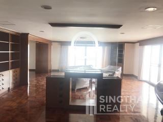 For RENT : Regent On the Park 3 / 3 Bedroom / 4 Bathrooms / 266 sqm / 55000 THB [4696010]