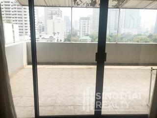 For RENT : Lake Green / 2 Bedroom / 2 Bathrooms / 137 sqm / 55000 THB [5036768]