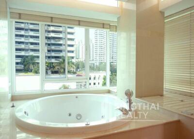 For RENT : The Bangkok Sukhumvit 43 / 2 Bedroom / 2 Bathrooms / 115 sqm / 55000 THB [5023613]