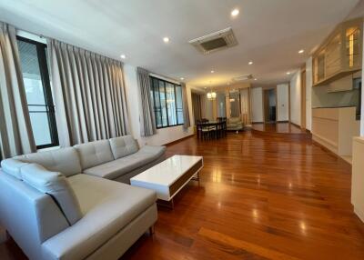 For RENT : Acadamia Grand Tower / 3 Bedroom / 2 Bathrooms / 204 sqm / 55000 THB [5427101]