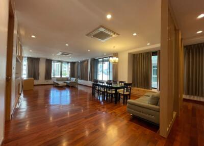 For RENT : Acadamia Grand Tower / 3 Bedroom / 2 Bathrooms / 204 sqm / 55000 THB [5427101]