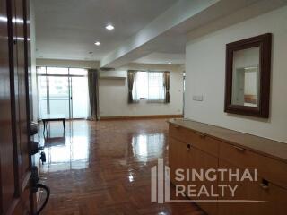 For RENT : Royal Castle / 3 Bedroom / 2 Bathrooms / 141 sqm / 55000 THB [5456768]