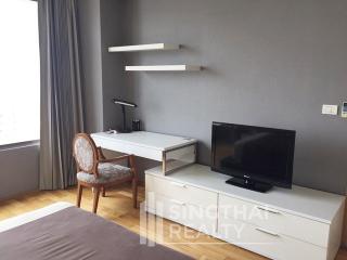 For RENT : The Emporio Place / 1 Bedroom / 1 Bathrooms / 71 sqm / 55000 THB [5696537]