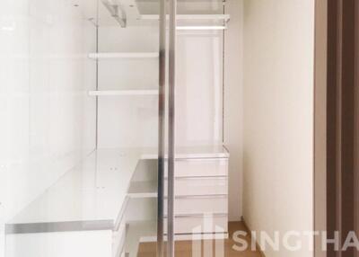 For RENT : HQ by Sansiri / 2 Bedroom / 2 Bathrooms / 76 sqm / 55000 THB [5843654]