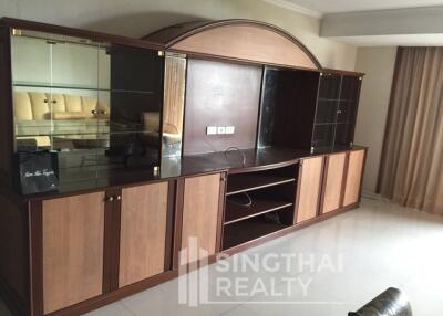 For RENT : Fairview Tower / 3 Bedroom / 3 Bathrooms / 258 sqm / 55000 THB [6159785]