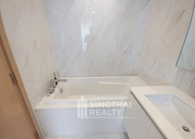 For RENT : Hyde Sukhumvit 11 / 2 Bedroom / 2 Bathrooms / 65 sqm / 55000 THB [6158312]