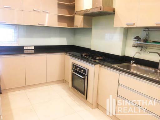 For RENT : Premier Condominium / 2 Bedroom / 2 Bathrooms / 164 sqm / 55000 THB [7386936]