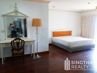 For RENT : Fifty Fifth Tower / 3 Bedroom / 3 Bathrooms / 224 sqm / 55000 THB [7472786]