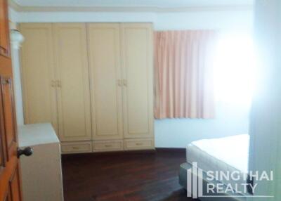 For RENT : Fifty Fifth Tower / 3 Bedroom / 3 Bathrooms / 224 sqm / 55000 THB [7472786]