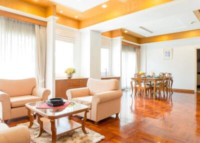 For RENT : Chaidee Mansion / 2 Bedroom / 2 Bathrooms / 201 sqm / 55000 THB [7474365]