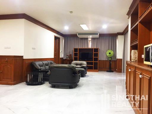 For RENT : Ruamjai Heights / 3 Bedroom / 3 Bathrooms / 212 sqm / 55000 THB [7511749]