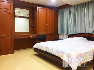 For RENT : Ruamjai Heights / 3 Bedroom / 3 Bathrooms / 212 sqm / 55000 THB [7511749]