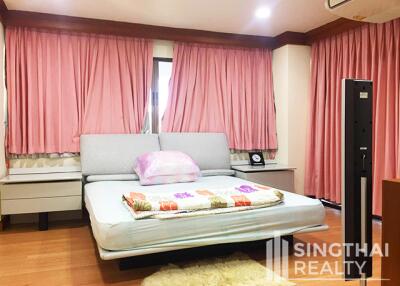 For RENT : Ruamjai Heights / 3 Bedroom / 3 Bathrooms / 212 sqm / 55000 THB [7511749]