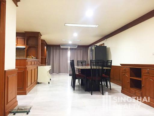 For RENT : Ruamjai Heights / 3 Bedroom / 3 Bathrooms / 212 sqm / 55000 THB [7511749]