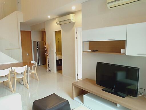 For RENT : Villa Asoke / 2 Bedroom / 2 Bathrooms / 93 sqm / 55000 THB [7658963]