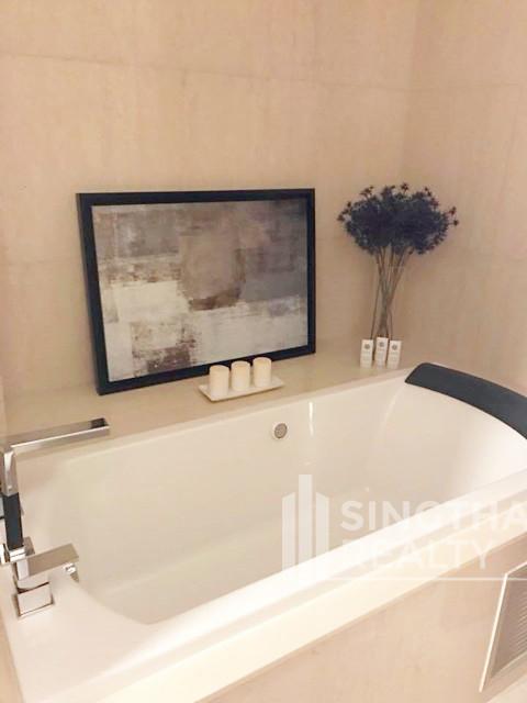 For RENT : The Hudson Sathorn 7 / 2 Bedroom / 2 Bathrooms / 90 sqm / 55000 THB [5759501]