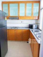 For RENT : K. House Sukhumvit 55 / 3 Bedroom / 3 Bathrooms / 151 sqm / 55000 THB [8027621]