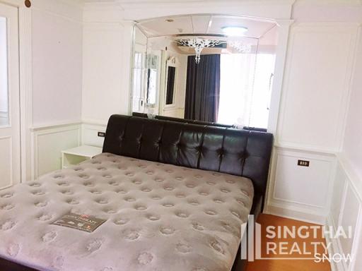 For RENT : Supalai Place / 3 Bedroom / 2 Bathrooms / 221 sqm / 55000 THB [8342012]