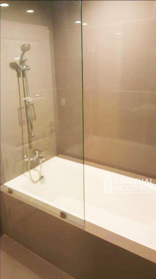 For RENT : Noble Revo Silom / 2 Bedroom / 2 Bathrooms / 66 sqm / 55000 THB [8736764]