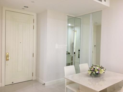 For RENT : Q Langsuan / 2 Bedroom / 2 Bathrooms / 85 sqm / 70000 THB [9038326]