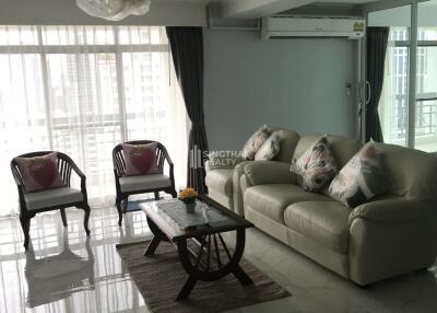 For RENT : Royal Castle / 3 Bedroom / 2 Bathrooms / 140 sqm / 55000 THB [9039162]