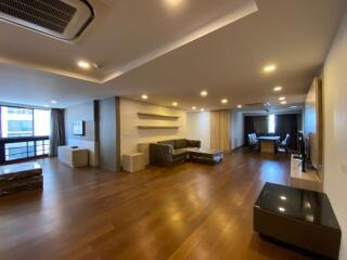 For RENT : President Park Sukhumvit 24 / 3 Bedroom / 3 Bathrooms / 223 sqm / 55000 THB [9793406]