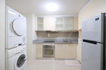 For RENT : Urbana Sukhumvit 15 / 2 Bedroom / 2 Bathrooms / 120 sqm / 55000 THB [9855124]