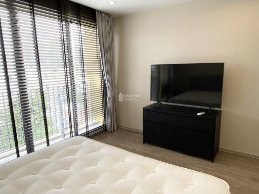 For RENT : Noble Above Wireless-Ruamrudee / 2 Bedroom / 2 Bathrooms / 91 sqm / 55000 THB [10028322]