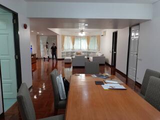 For RENT : Kanta Mansion / 3 Bedroom / 3 Bathrooms / 265 sqm / 55000 THB [R10527]