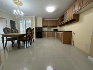 For RENT : M.P.K. / 2 Bedroom / 2 Bathrooms / 155 sqm / 55000 THB [6606080]