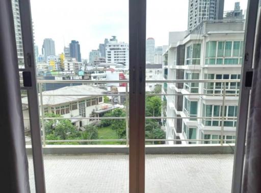 For RENT : The Capital Sukhumvit 30/1 / 2 Bedroom / 2 Bathrooms / 140 sqm / 55000 THB [R10813]