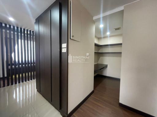 For RENT : Acadamia Grand Tower / 2 Bedroom / 1 Bathrooms / 92 sqm / 55000 THB [R10897]