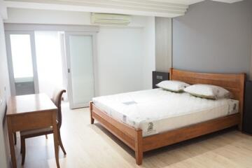 For RENT : Nagara Mansion / 2 Bedroom / 2 Bathrooms / 150 sqm / 55000 THB [R11041]