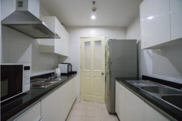 For RENT : Siri Residence / 2 Bedroom / 2 Bathrooms / 95 sqm / 55000 THB [R11352]